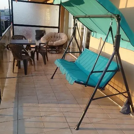 Apartment Sunny View Central 5 *